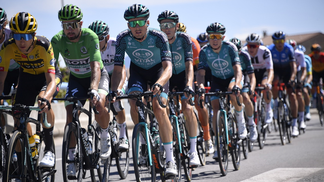 Ласкаво просимо у Le Tour!