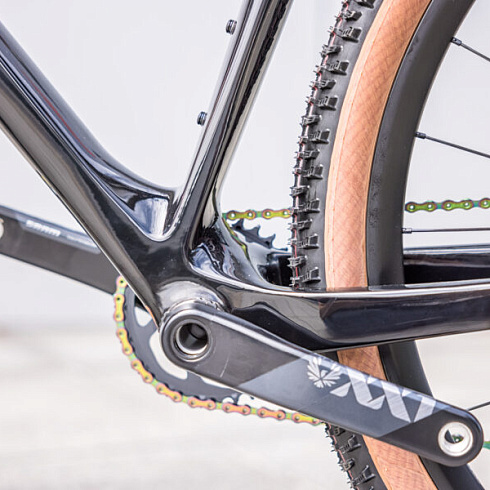 Гонка з коробки: Нові KTM Myroon та Scarp Exonic