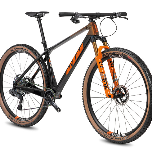 Гонка з коробки: Нові KTM Myroon та Scarp Exonic