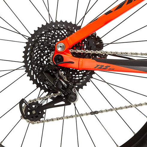 Шикарно оснащений електровелосипед Macina Lycan 271 від KTM ...