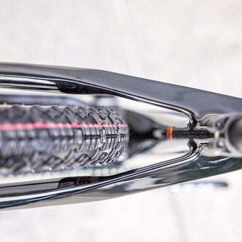 Гонка з коробки: Нові KTM Myroon та Scarp Exonic